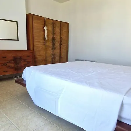 2 Bedroom Penthouse, Ac Xaghra